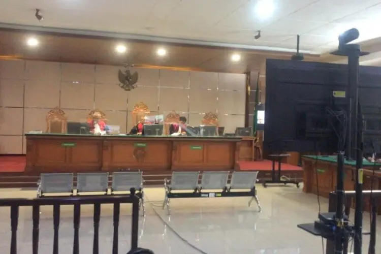Dua Pegawai MA Desy Yustria dan Nurmanto Akmal Terbukti Bersalah dalam Praktik Suap di Mahkamah Agung 