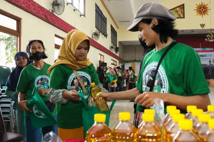 Kajol Indonesia Gelar Bazar Murah di Bandung Timur