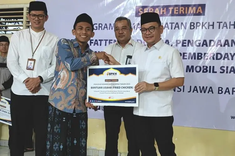 Dana Tiga Miliar Lebih Disiapkan Hadapi Bank Emok, Melalui Kemandirian Ekonomi Berbasis Pesantren