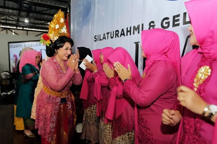 Perkokoh Tali Silaturahmi dan Kolaborasi, IKIAD Gelar Pentas Seni Budaya
