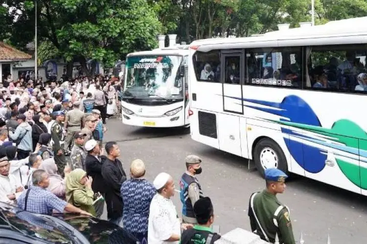 Kondisi 250 Jamaah Calon Haji Asal Garut Sehat Wal'afiat, Tapi Miliki Risiko Tinggi karena Usia dan Penyakit Kronis