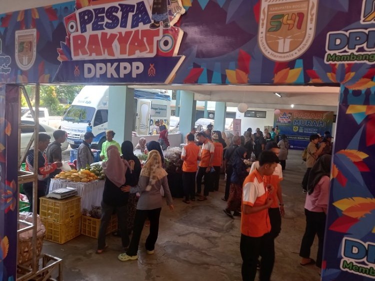 Penggali Kubur Dkk Dihibur di Pesta Rakyat Dpkpp Kabupaten Bogor
