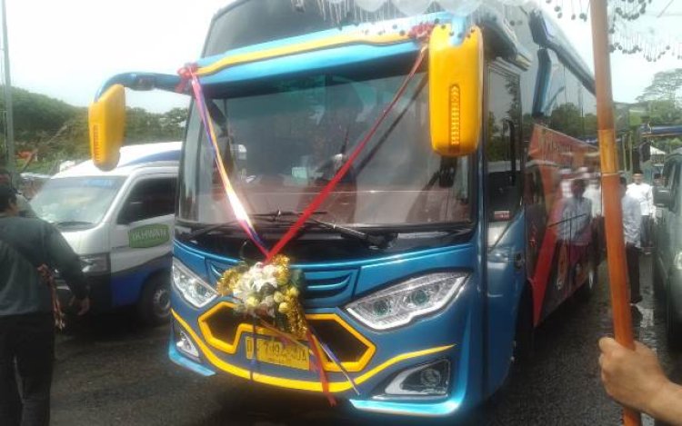 Lima Unit Bus Madona Disiapkan Dishub KBB sebagai Feeder Kereta Cepat Jakarta Bandung di Stasiun Padalarang 