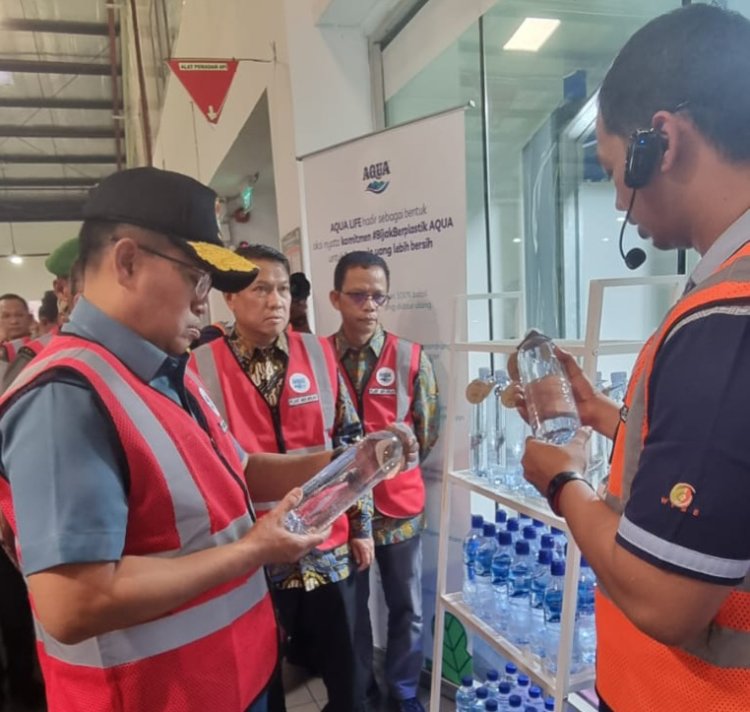 Kunjungi Pabrik AQUA Mekarsari, Tim Wantannas RI Bahas Ketahanan Air Nasional