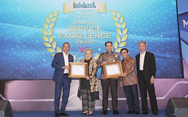 Miliki Layanan Prioritas Andal, bank bjb Raih Tiga Penghargaan Banking Service Excellence Recognition 2023