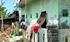 Ada Warga di Kabupaten Cirebon Sepuluh Tahun Tinggal di MCK Desa, Ini Kata Kuwu Kondisi Sebetulnya