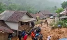 Longsor Terjang Cibalong dan Peundeuy, Seorang Warga Garut Hilang Tertimbun Material Longsoran
