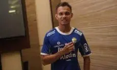 Rezaldi Hehanusa Kena Bully Bobotoh, Bek Kiri Persib itu Curhat di Instagram