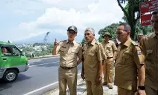 Ini Hasil Pengecekan Lapangan Dedie Soal Revitalisasi Pedestrian Lawang Gintung hingga MV Sidik