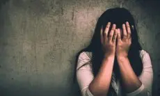 Viral...Pria Misterius Mainkan Alat Kelamin Dihadapan Tiga Wanita Cantik di Bandung