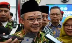 Mendikdasmen Pilih 'No Comment' Tanggapi Soal Rencana Dedi Mulyadi Membina Siswa Nakal di Barak TNI