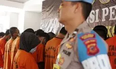 Pilih Jadi Bandar Sabu Daripada Jualan Cilok, Ibu Rumah Tangga di Rumpin Diringkus Polres Bogor