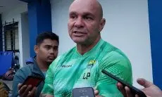 Luizinho Passos Dukung Rhaka Syafaka Nikmati Momen Spesial Bersama Timnas U-17 di Piala Asia 2025