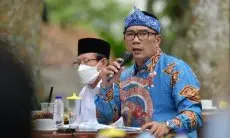 Pulang dari Cina, Ini Oleh-oleh Ridwan Kamil untuk Jabar