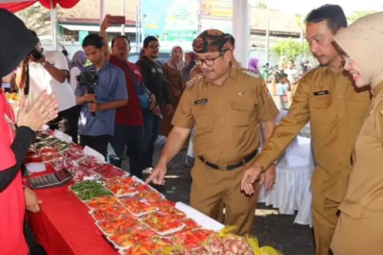Imron Sebut GPM di Kabupaten Cirebon sebagai Cara Pemerintah Tekan Inflasi