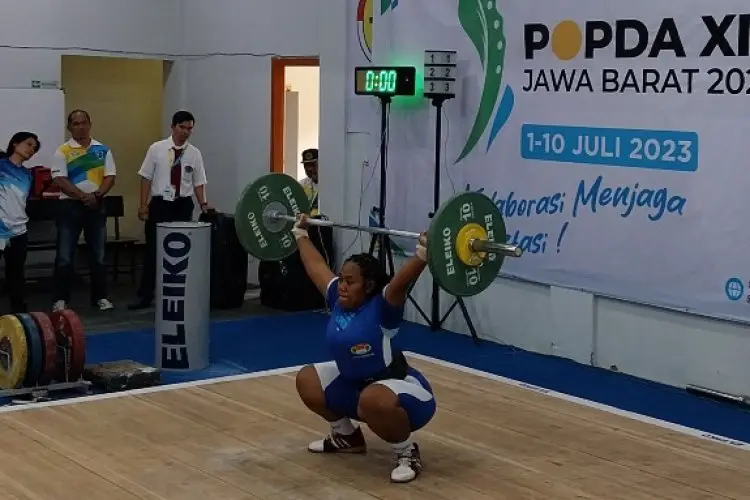 Cabor Angkat Besi Kota Bandung Tak Muluk-muluk di Popda XIII 2023 Jabar