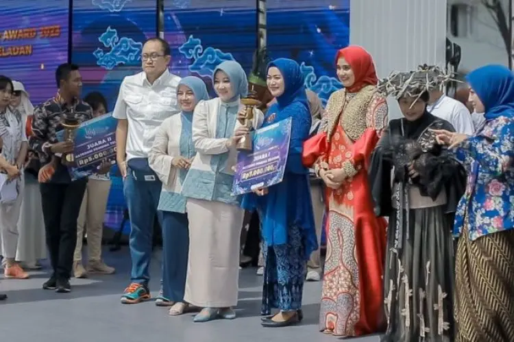 Yane Raih Dekranasda Jabar Award 2023, Berkat Inovasi dan Konsistensi Kembangkan UMKM Kriya 