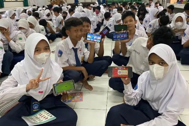 Solve Education Foundation Gelar Program Duta Literasi Bahasa Inggris Tingkat SMP