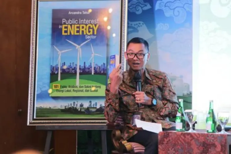 Hadiri Peluncuran Buku Karya Arcandra Tahar, Darmawan Prasodjo: Sangat Strategis dan Mudah Dimengerti