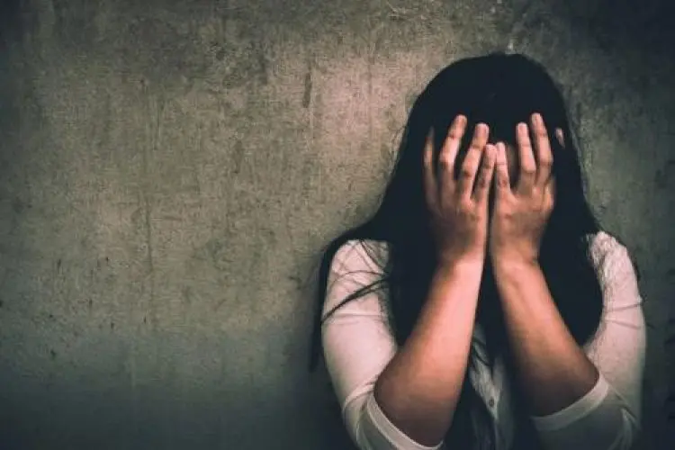 Viral...Pria Misterius Mainkan Alat Kelamin Dihadapan Tiga Wanita Cantik di Bandung