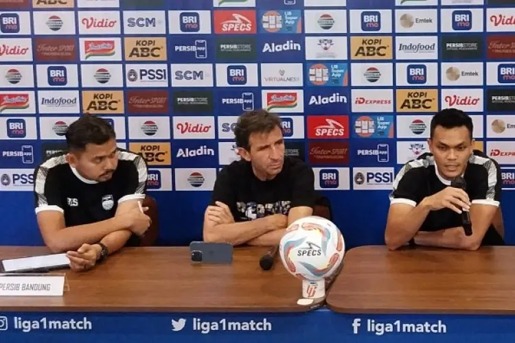 Bertemu Ricky Kambuaya di Laga Persib vs Dewa United, Rachmat Irianto: Kita Baku Hantam
