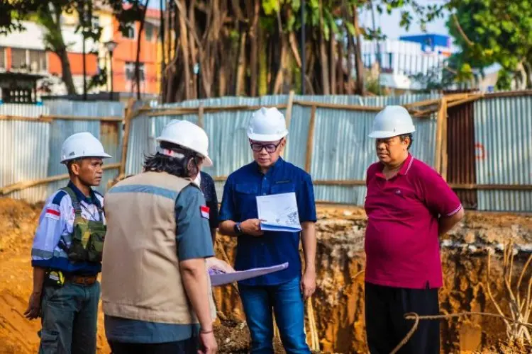 Sempat Ada Deviasi Negatif, Bima Cek Pembangunan Lanjutan Masjid Agung