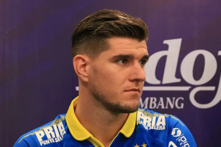 Nick Kuipers Tegaskan Persib Tetap Akan All-Out Lawan Barito Putera demi Bobotoh Meski Sudah Juara Liga 1 2024/25
