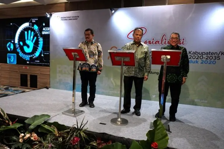 FOTO: Sosialisasi Proyeksi Penduduk Kabupaten/Kota Provinsi Jawa Barat