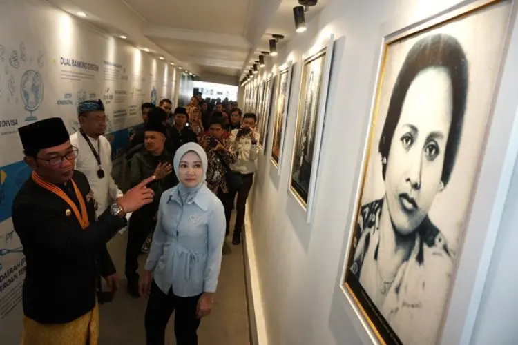 FOTO: Peresmian Klinik Inggit Garnasih