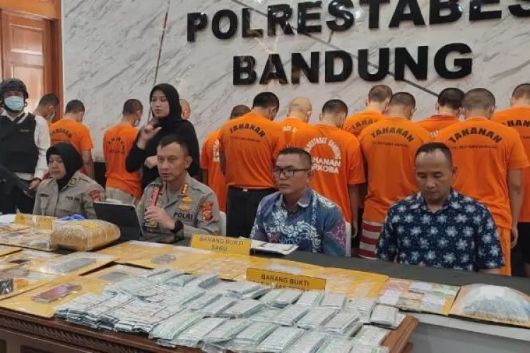 Hanya Kurun Waktu Dua Pekan, Belasan Pengedar Narkoba di Bandung Diringkus Polrestabes Bandung