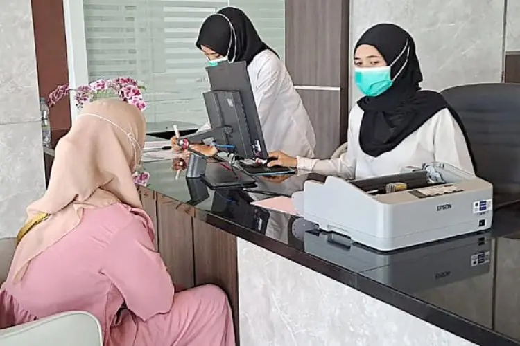 Berkat Banprov Jabar, Masyarakat Parung dan Sekitarnya Semringah Lantaran Kebutuhan Kesehatannya Terlayani