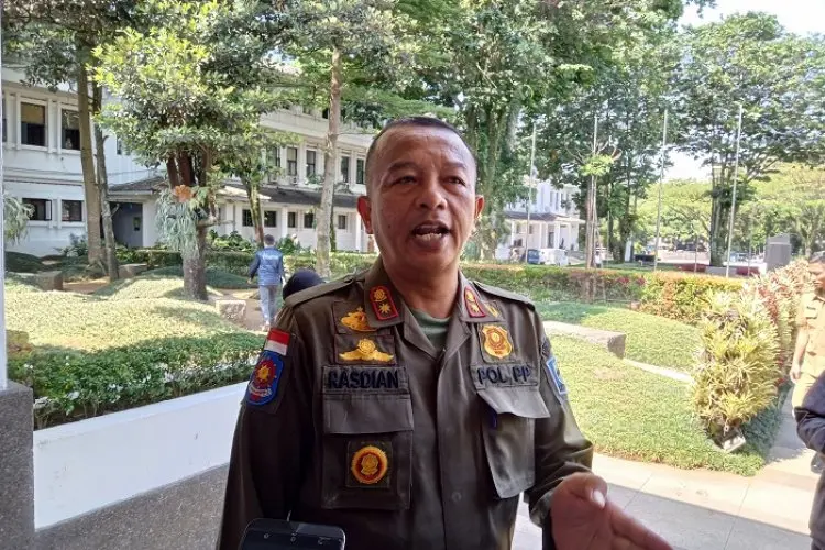Satpol PP Kota Bandung Siap Terjunkan Personel Relokasi PKL Kawasan ITB