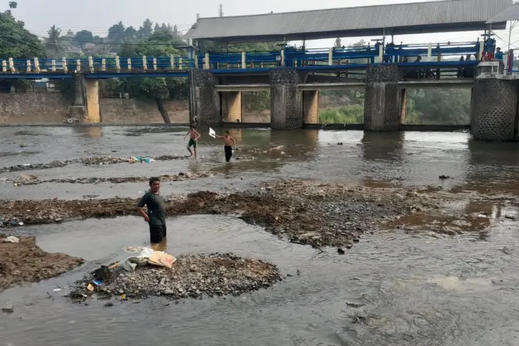 Bendung Katulampa Sentuh Nol Centimeter, Curah Hujan Kawasan Hulu Rendah