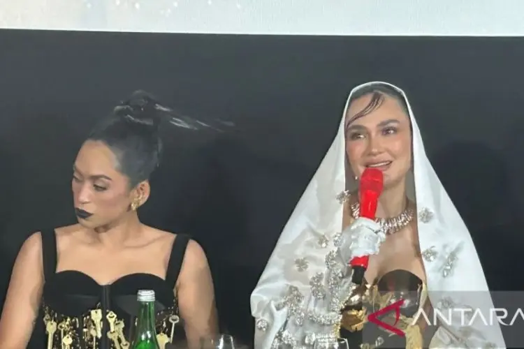 Luna Maya Perankan Sosok Suzzanna pada Film Horor Terbarunya, Suzzanna Malam Jumat Kliwon