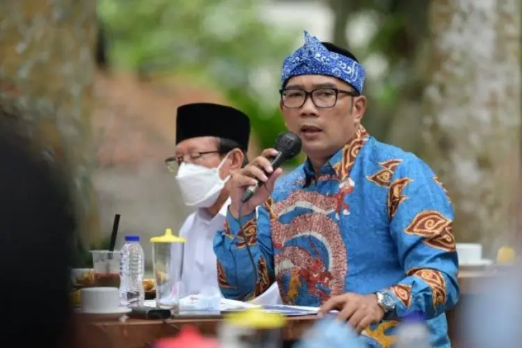 Pulang dari Cina, Ini Oleh-oleh Ridwan Kamil untuk Jabar