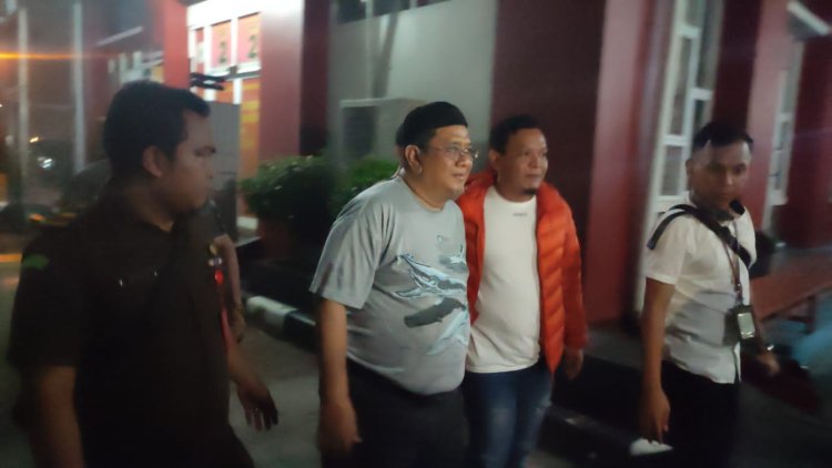 Eks Ketua DPRD Jabar, Irfan Suryanegara Resmi Ditahan di Lapas Banceuy