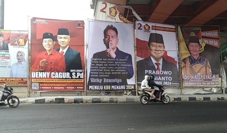 Kembali Jadi Sorotan, Baliho dan Banner Vicky Prasetyo Bertebaran di ...