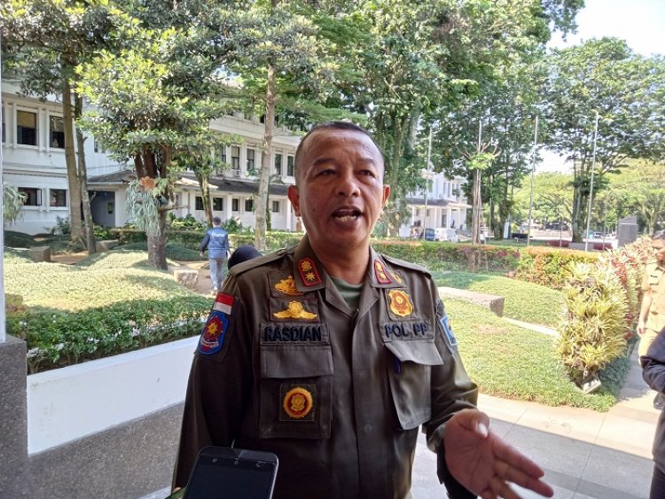 Satpol PP Kota Bandung Siap Terjunkan Personel Relokasi PKL Kawasan ITB