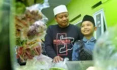 Temui Anak Kelas 4 SD Penjual Sayuran, Uu Ruzhanul Ulum: Ajarkan Kita Kemandirian dan Kerja Keras