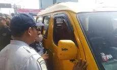 Mau Pasang Kaca Film di Kendaraan Umum, Dishub KBB Ungkap  Aturan dan Syarat yang Harus Dipenuhi