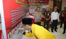 Polresta Cirebon Gelar Deklarasi Pemilu Damai Bersama Seluruh Komponen