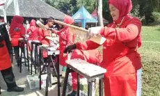 Ciptakan Rekor Dunia Baru, Dusun Bambu, ICA dan UMKM KBB Catatkan Ketan Bakar Terbanyak di MURI