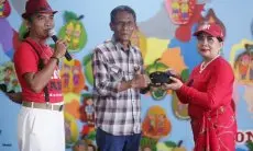 Rayakan HUT ke-78 RI, Rumah Budaya HMA Berikan Hadiah ke Pegiat Seni