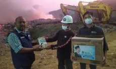 JQR Bangun Tenda Medis dan Bagikan 1000 Masker ke Warga Terdampak Kebakaran TPA Sarimukti