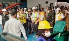Luhut Binsar Panjaitan Kepincut Alat Pemusnah Sampah Hasil Inovasi Satgas Citarum Harum Sektor 7 