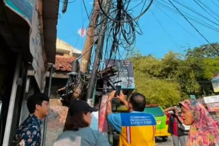 Kabel di Kota Bogor Semrawut, Begini Cara PUPR Merapikannya 