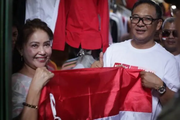 Pemkab Bogor Bagikan Ribuan Bendera Merah Putih untuk Warga di 40 Kecamatan