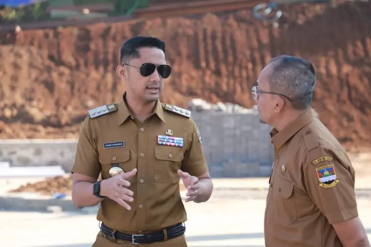 Progres Pembangunan Capai 80 Persen, Hengki Kurniawan Bakal Resmikan Dua Alun-alun Ini