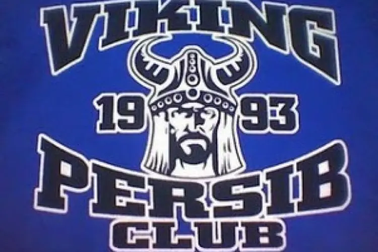 Pelatih dan Pemain Sampaikan Ucapan Selamat Ulang Tahun untuk Viking Persib Club (VPC) ke-32