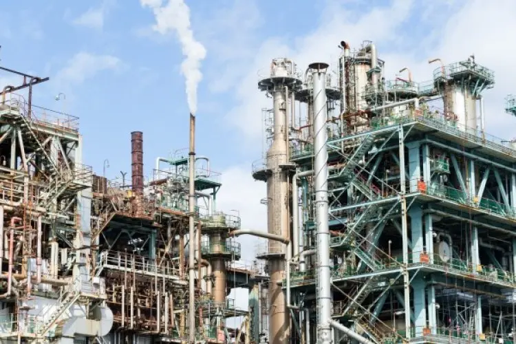 Daya Saing Stagnan, Ekonom UGM Dorong Evaluasi Perusahaan Penerima Harga Gas Murah